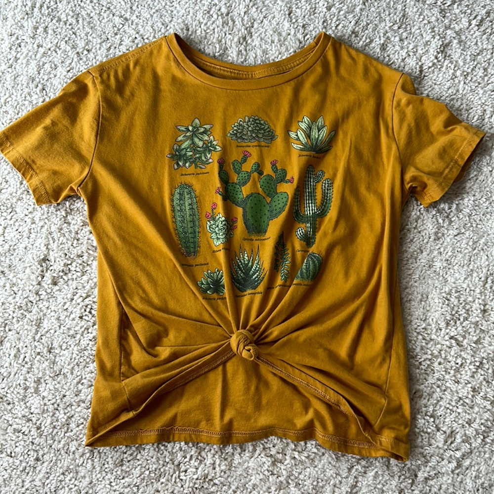 Mustard Yellow Plant tee